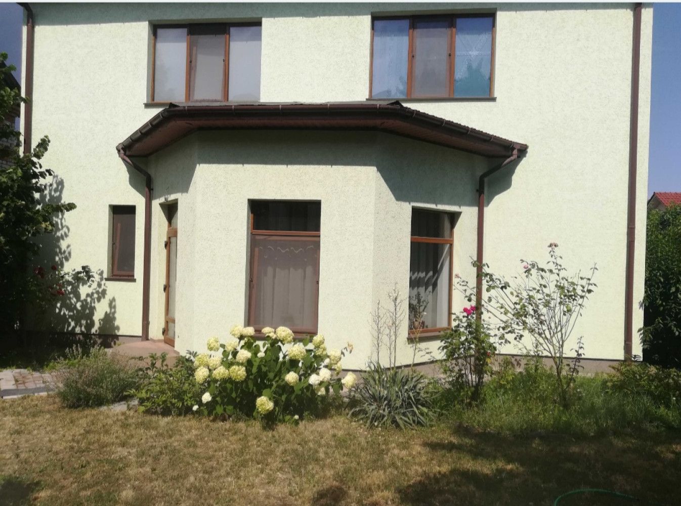 Будинок на вул. Долгая, 350 м², 320 000$ — FAKTOR