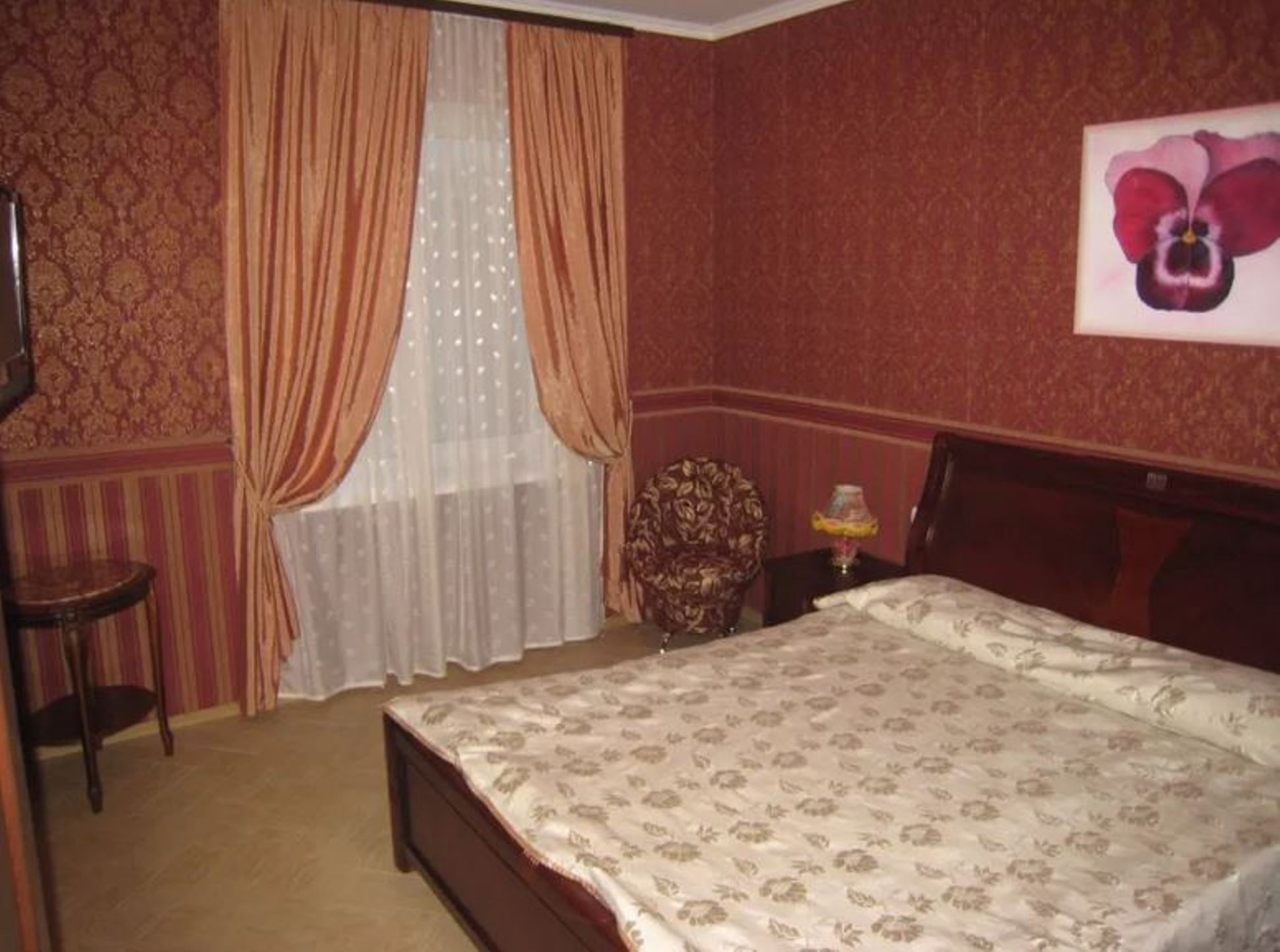 Дом на ул. Дмитриевская (Донского) (Таирова), 625 м², 445 000$ — FAKTOR