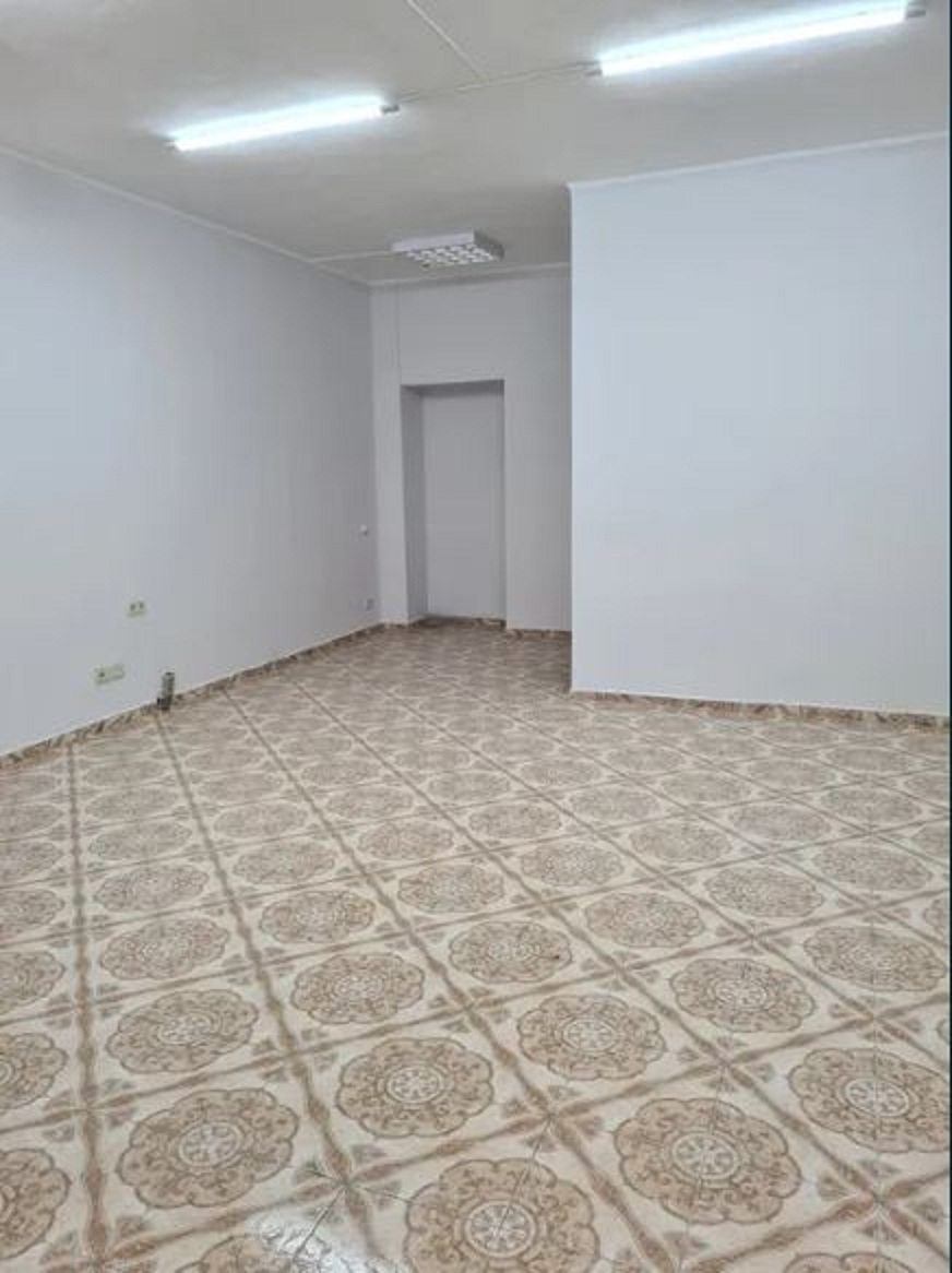 Коммерческая недвижимость на ул. Михаила Грушевского, 50 м², 49 000$ — FAKTOR