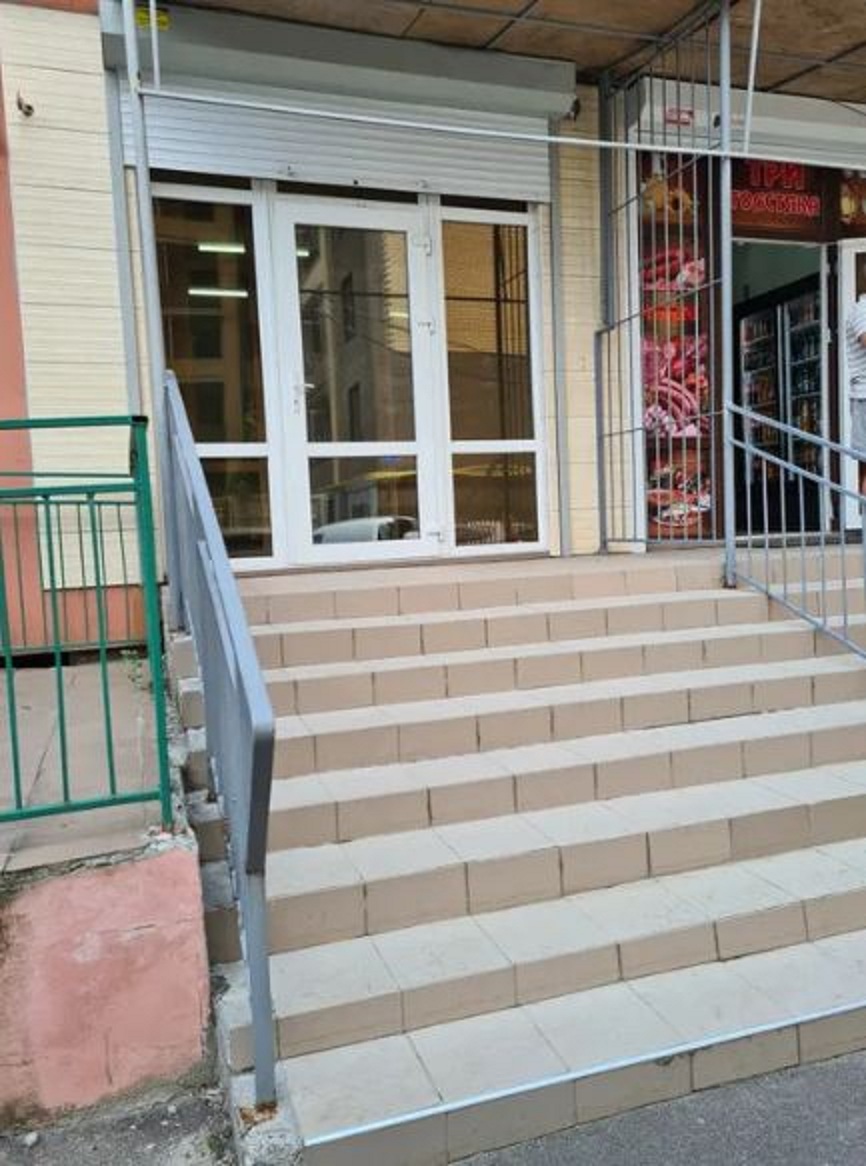 Коммерческая недвижимость на ул. Михаила Грушевского, 50 м², 49 000$ — FAKTOR