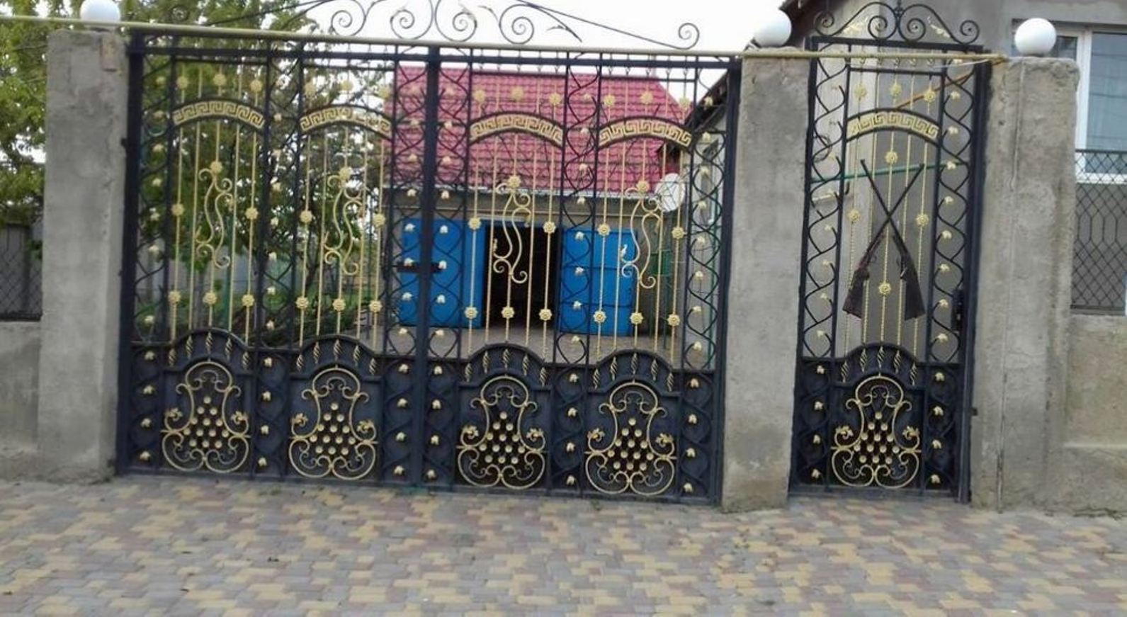 Дом на ул. Степная, 220 м², 160 000$ — FAKTOR