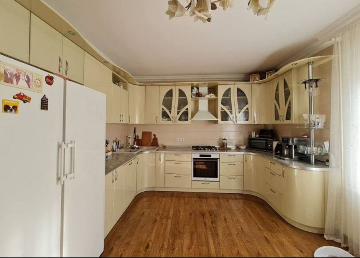 Дом на ул. Генерала Доватора, 360 м², 299 000$ — FAKTOR
