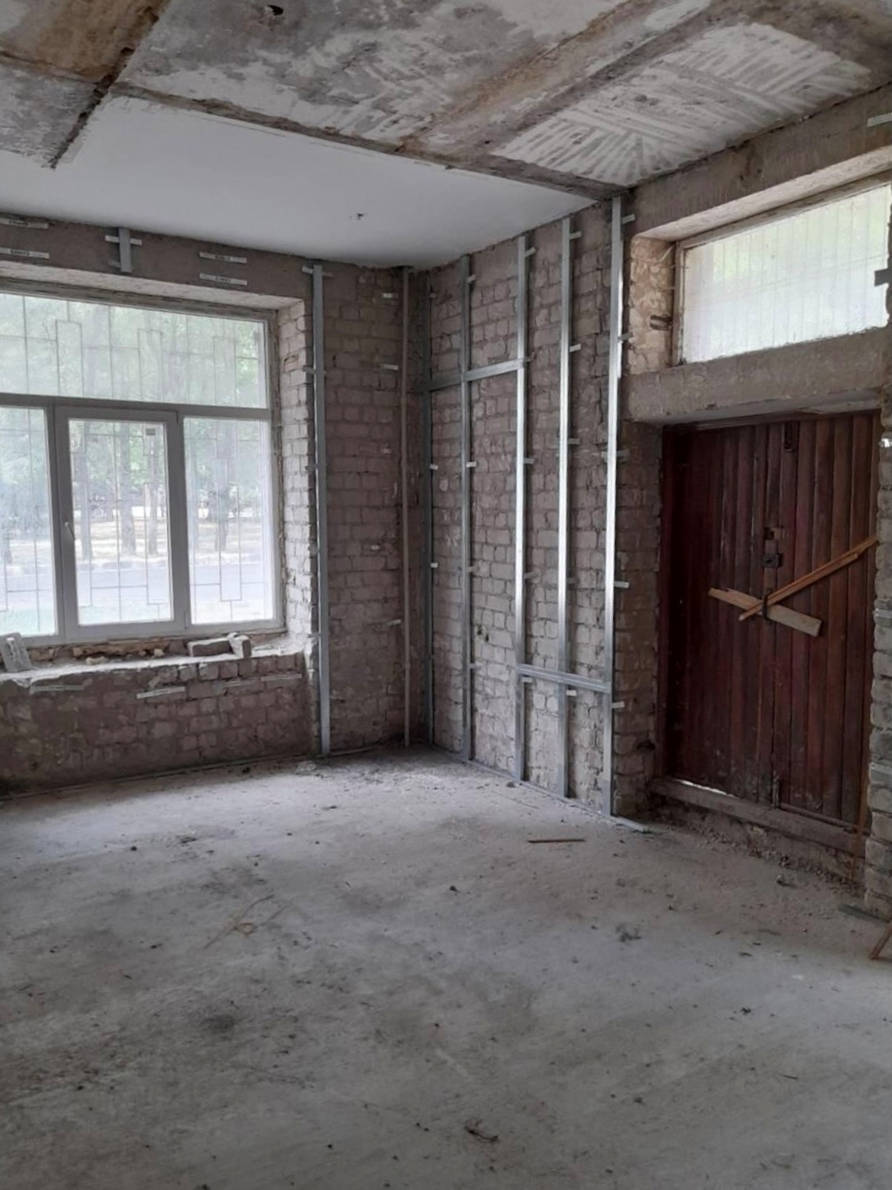 Коммерческая недвижимость на ул. Героев обороны Одессы, 265 м², 198 000$ — FAKTOR