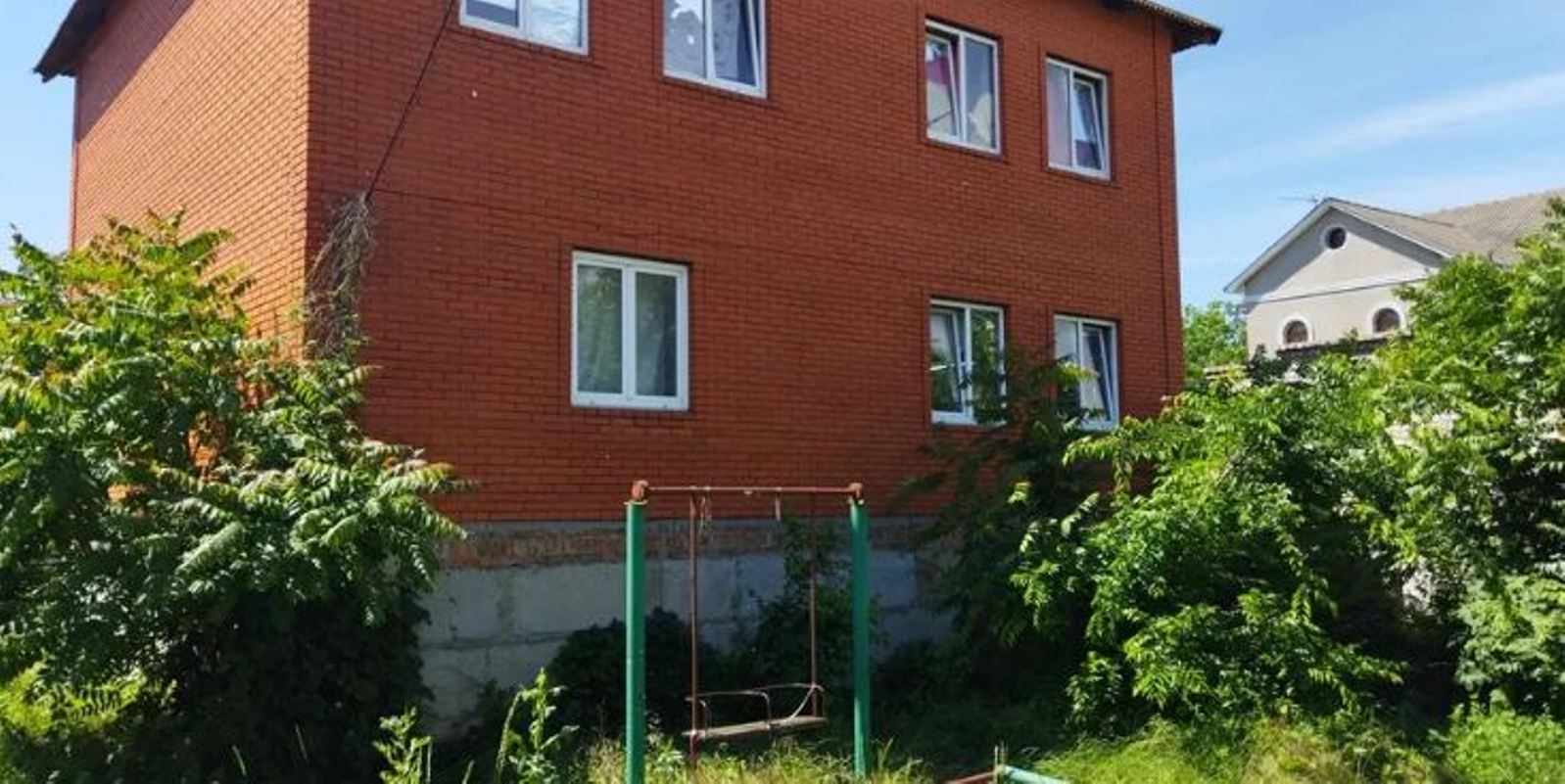 Будинок на вул. Урожайная, 330 м², 85 000$ — FAKTOR