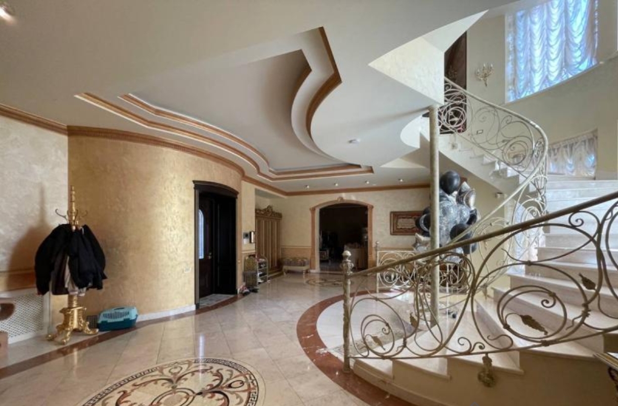 Будинок на вул. Куприна, 940 м², 2 500 000$ — FAKTOR