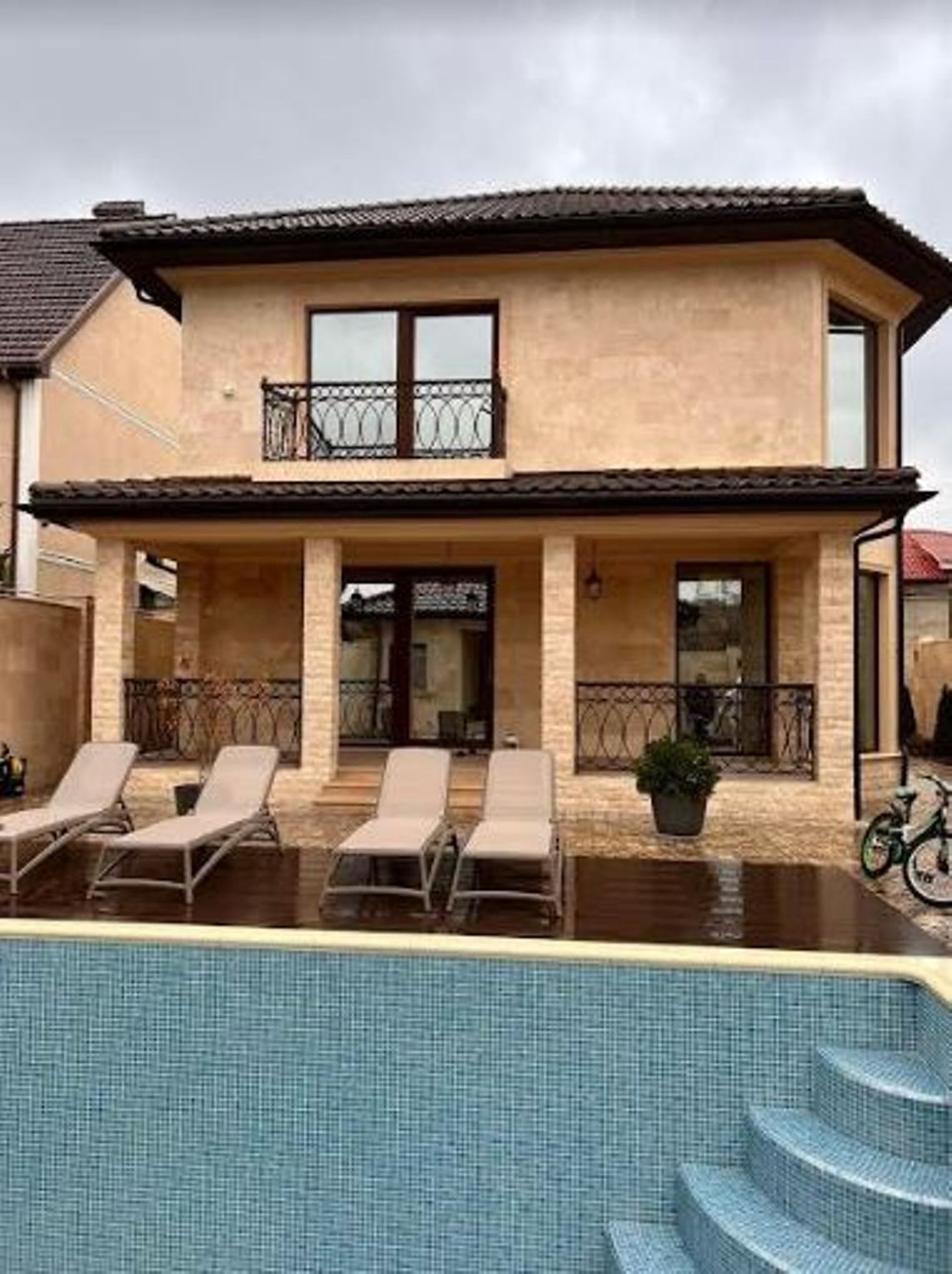 Будинок на вул. Шишкина 3-й пер., 370 м², 900 000$ — FAKTOR