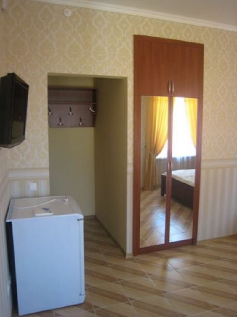 Будинок на вул. Дмитриевская (Донского) (Таирова), 625 м², 1 200 000$ — FAKTOR