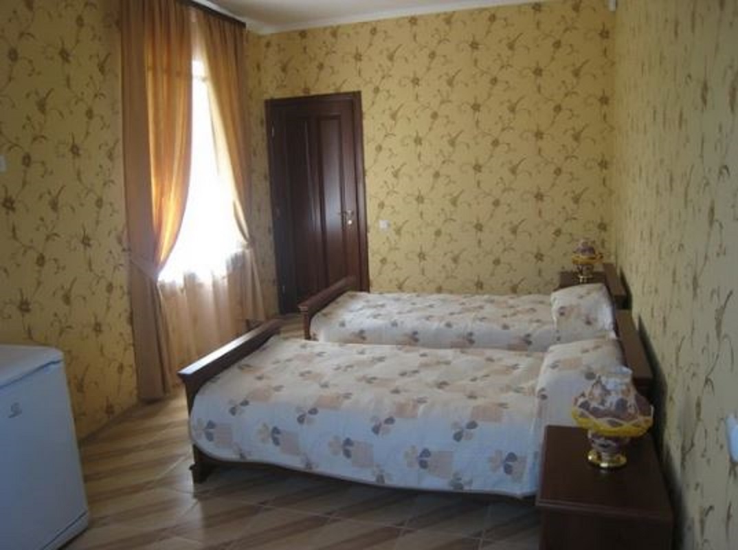 Будинок на вул. Дмитриевская (Донского) (Таирова), 625 м², 1 200 000$ — FAKTOR