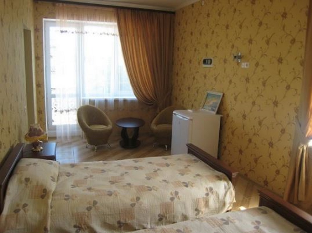 Будинок на вул. Дмитриевская (Донского) (Таирова), 625 м², 1 200 000$ — FAKTOR