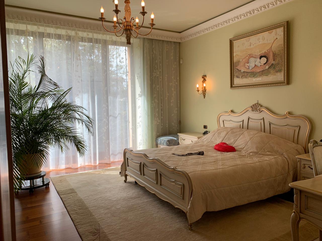 Дом на ул. Французский бульвар, 1260 м², 5 500 000$ — FAKTOR