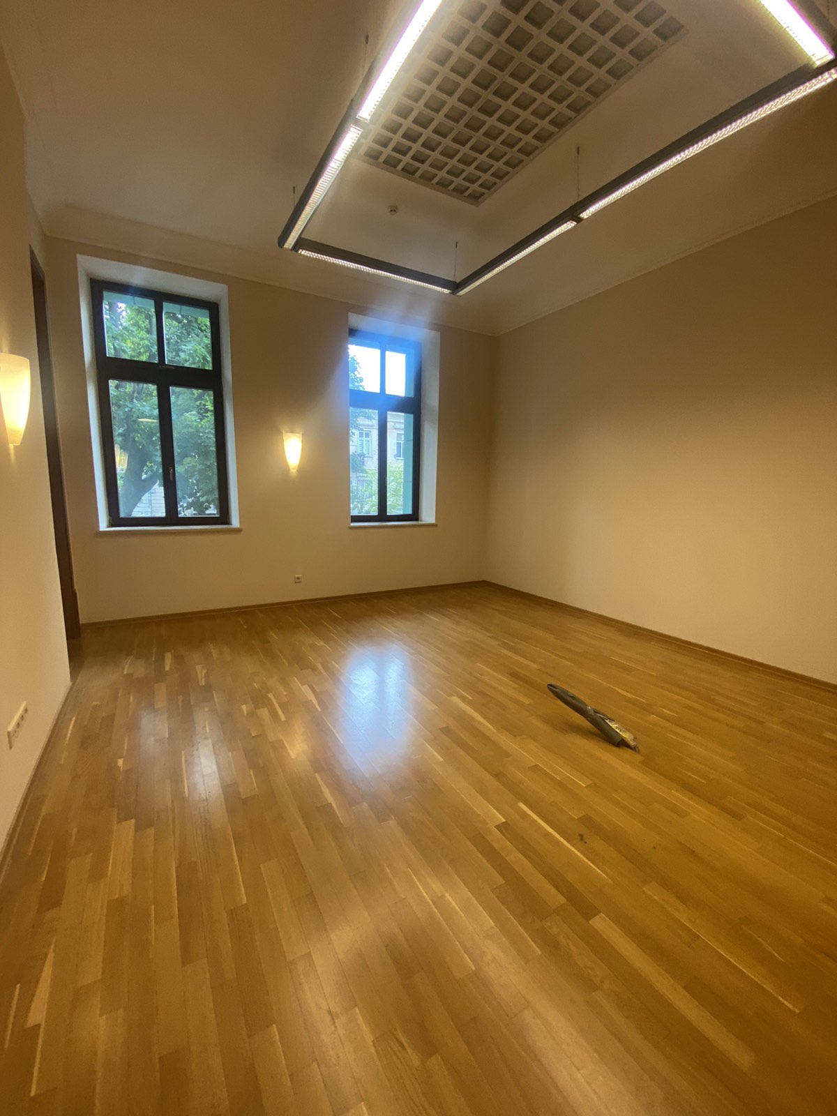 Будинок на вул. Преображенская, 1640 м², 3 450 000$ — FAKTOR