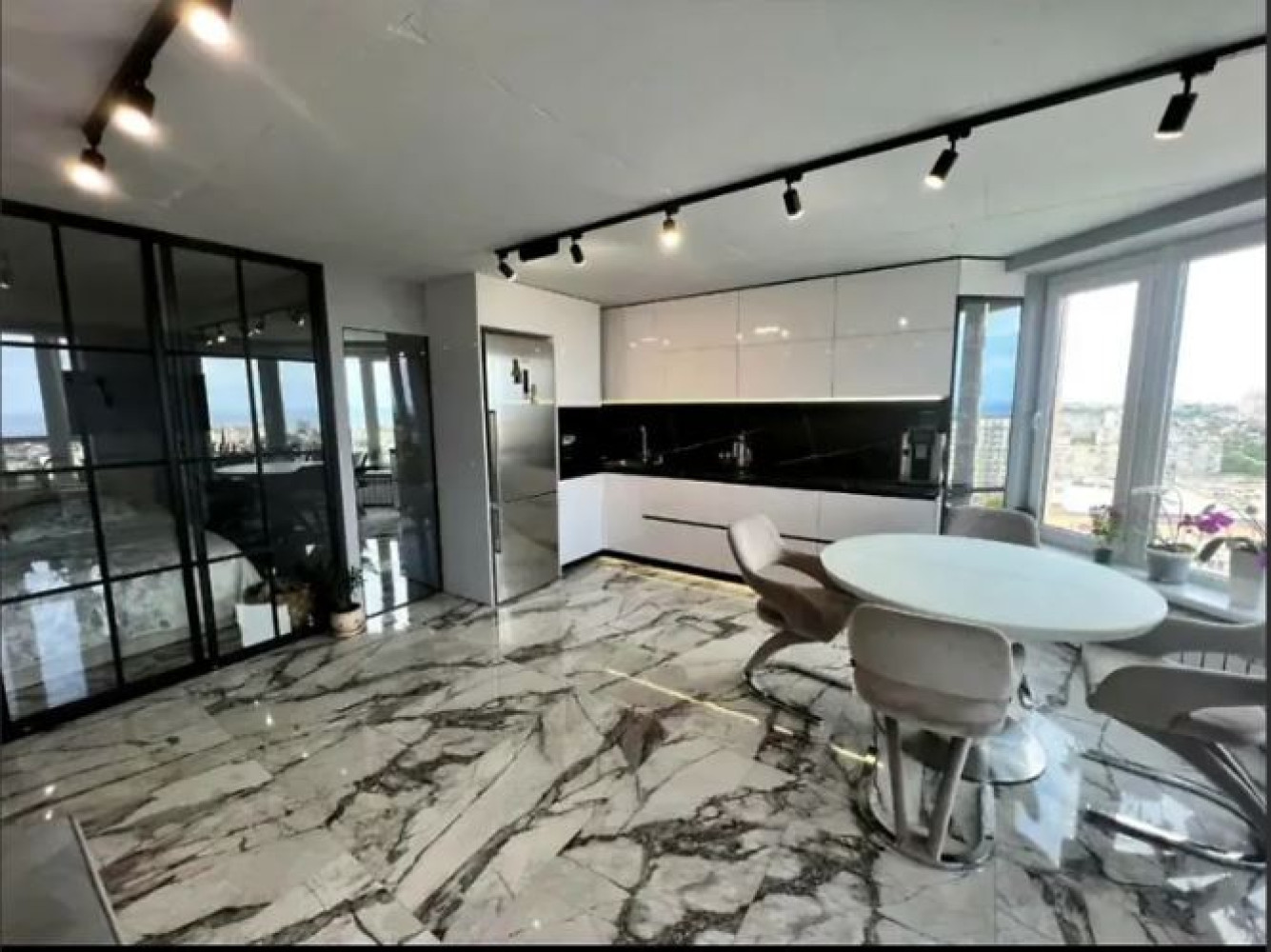 Квартира на ул. Вильямса Академика, 82 м², 90 000$ — FAKTOR