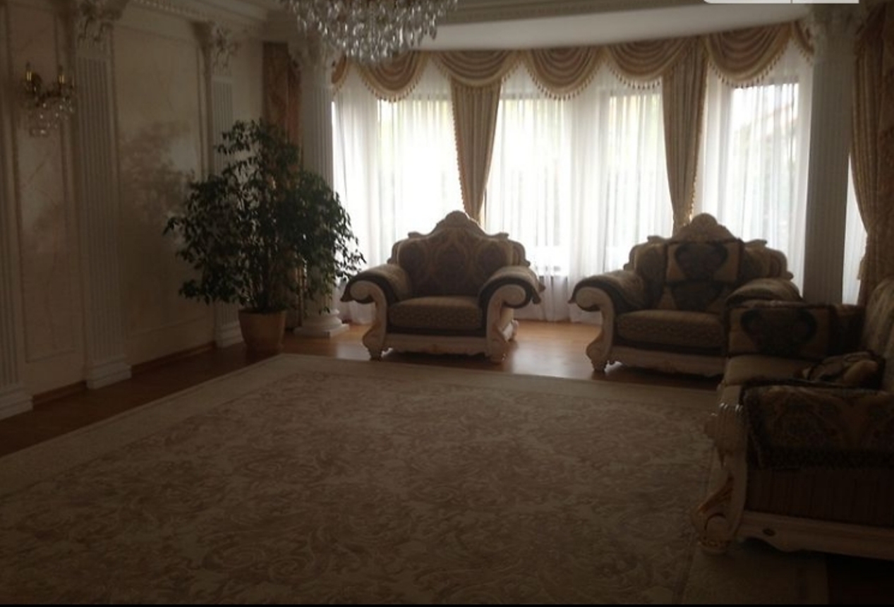 Будинок на вул. Коралловая, 450 м², 800 000$ — FAKTOR