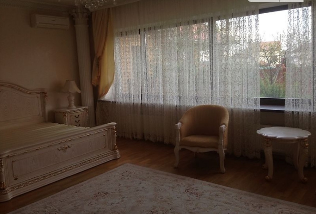 Будинок на вул. Коралловая, 450 м², 800 000$ — FAKTOR