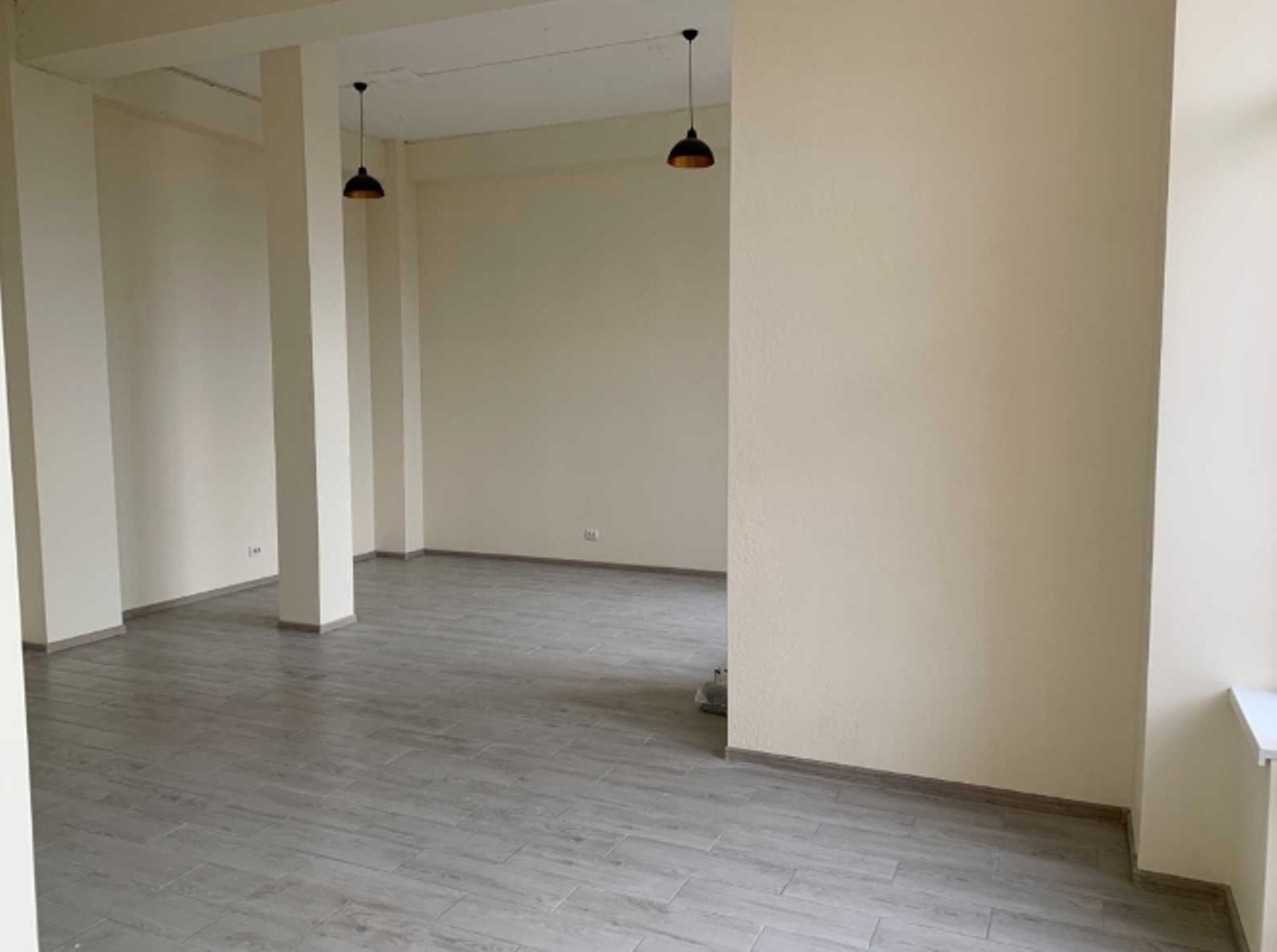 Коммерческая недвижимость на ул. Гранитная, 52 м², 55 500$ — FAKTOR