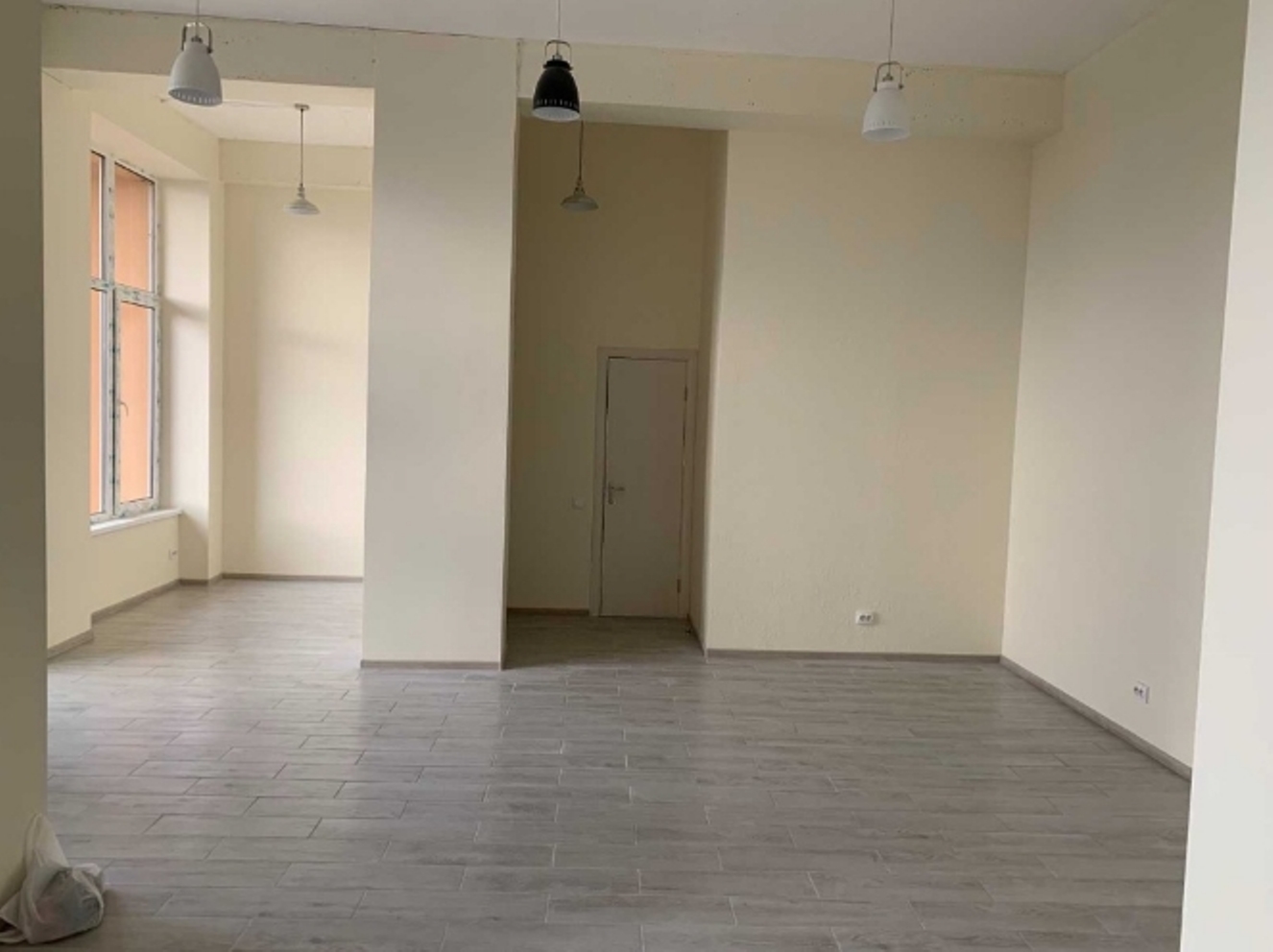 Коммерческая недвижимость на ул. Гранитная, 52 м², 55 500$ — FAKTOR