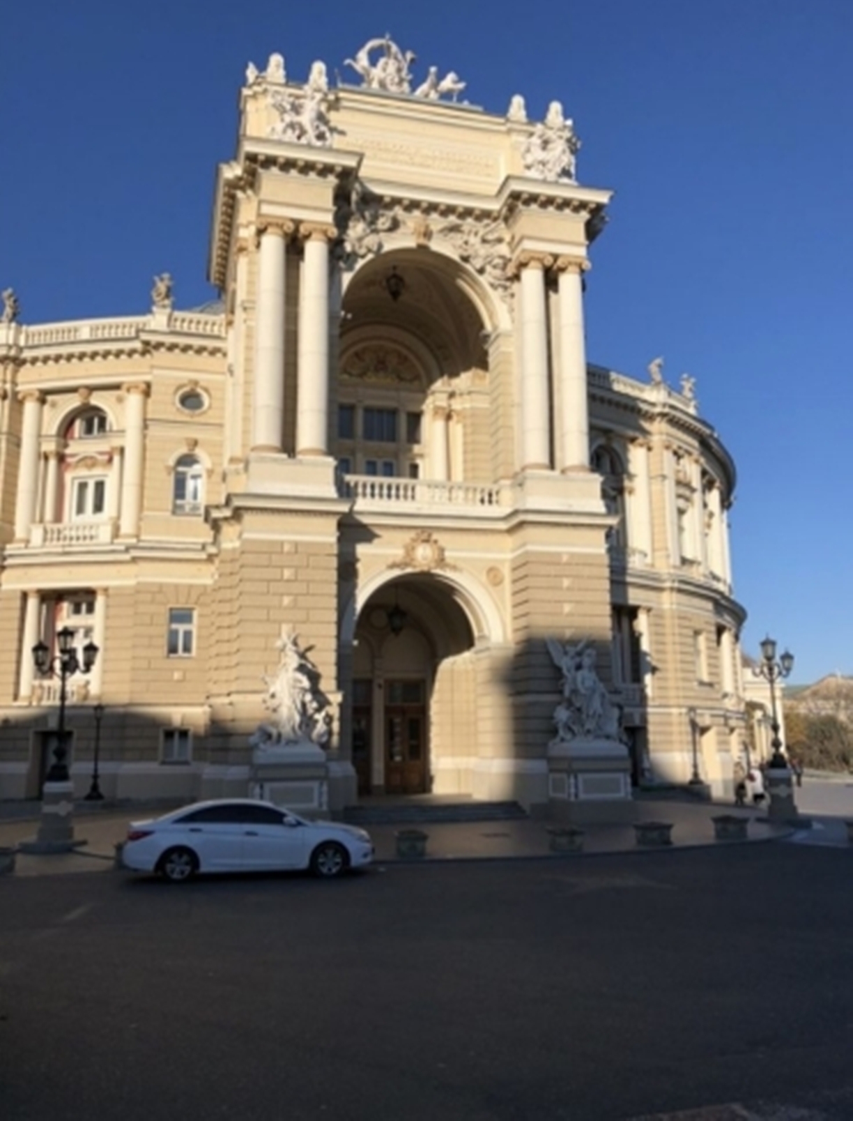 Коммерческая недвижимость на ул. Дерибасовская, 227 м², 350 000$ — FAKTOR