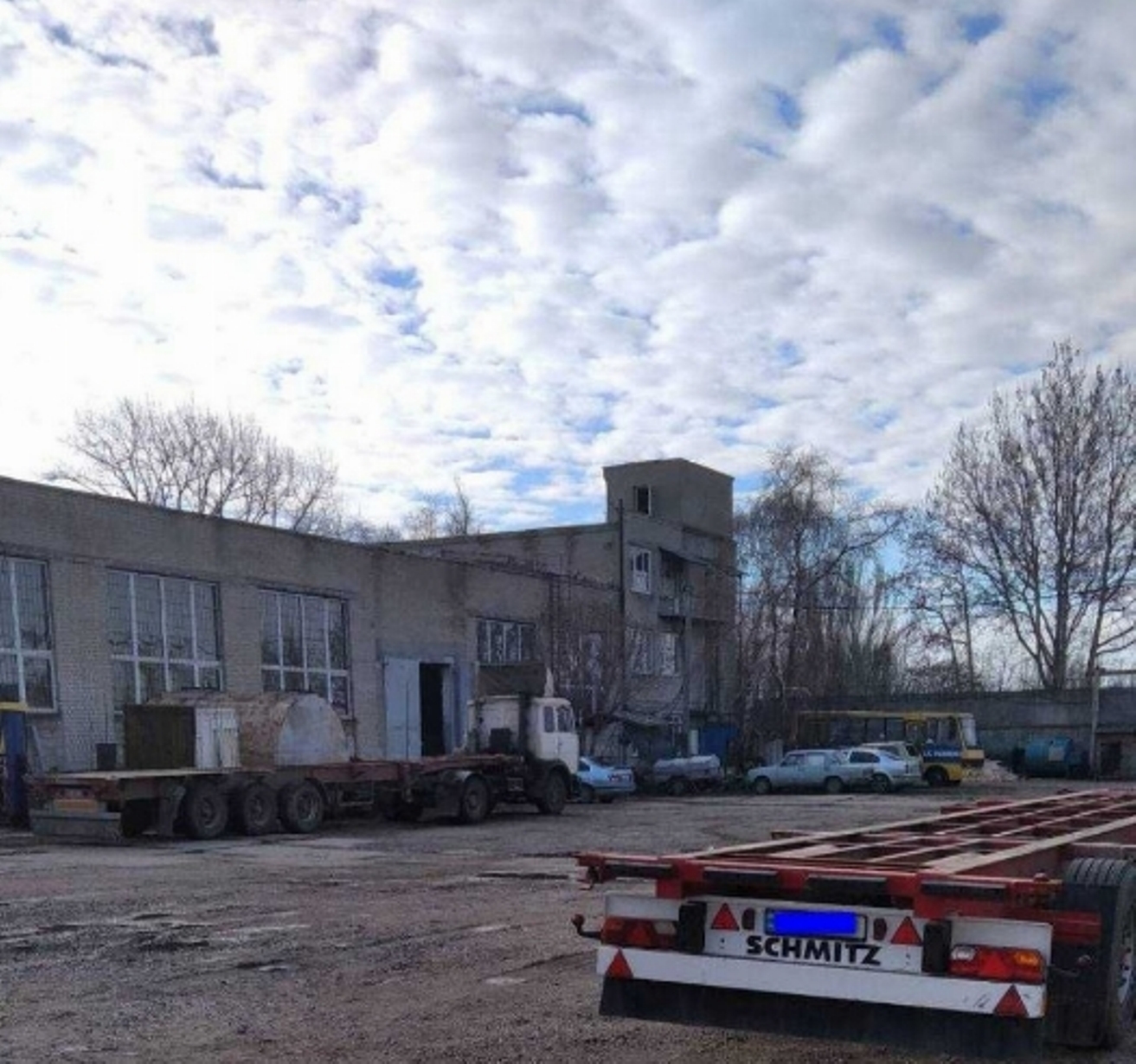 Коммерческая недвижимость на ул. Пересыпская 10-я, 2958 м², 600 000$ — FAKTOR