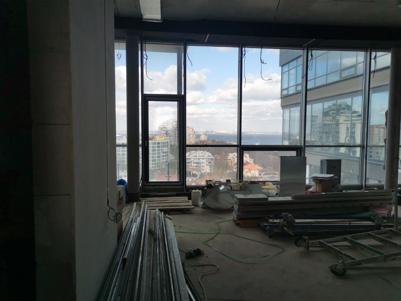 Квартира на ул. Морская, 356 м², 725 000$ — FAKTOR