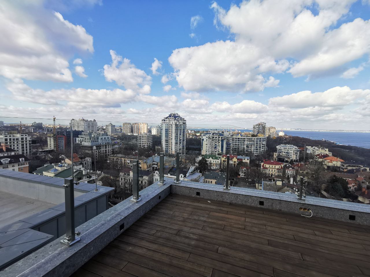 Квартира на ул. Морская, 356 м², 725 000$ — FAKTOR