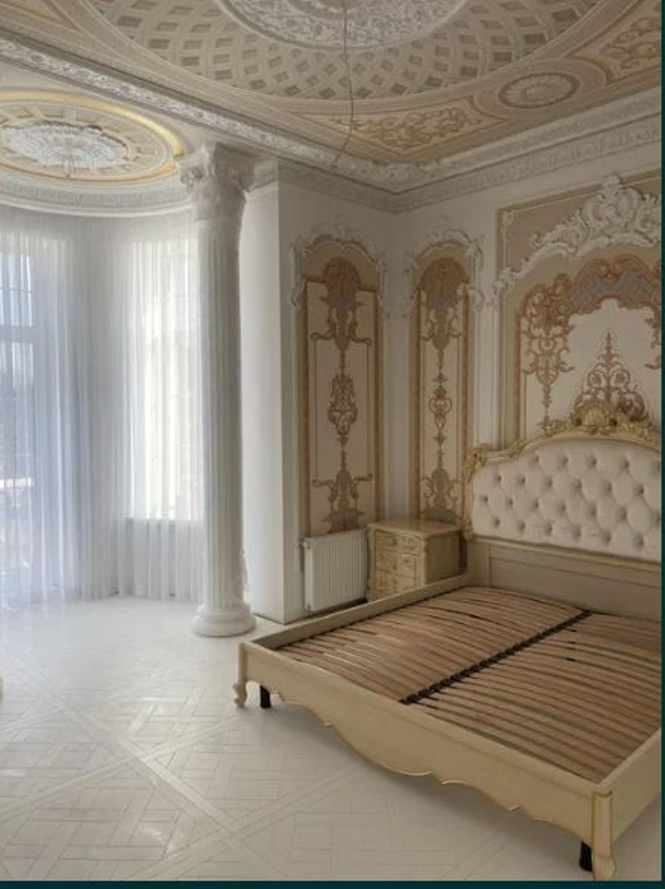 Дом на ул. Южная, 700 м², 1 185 000$ — FAKTOR