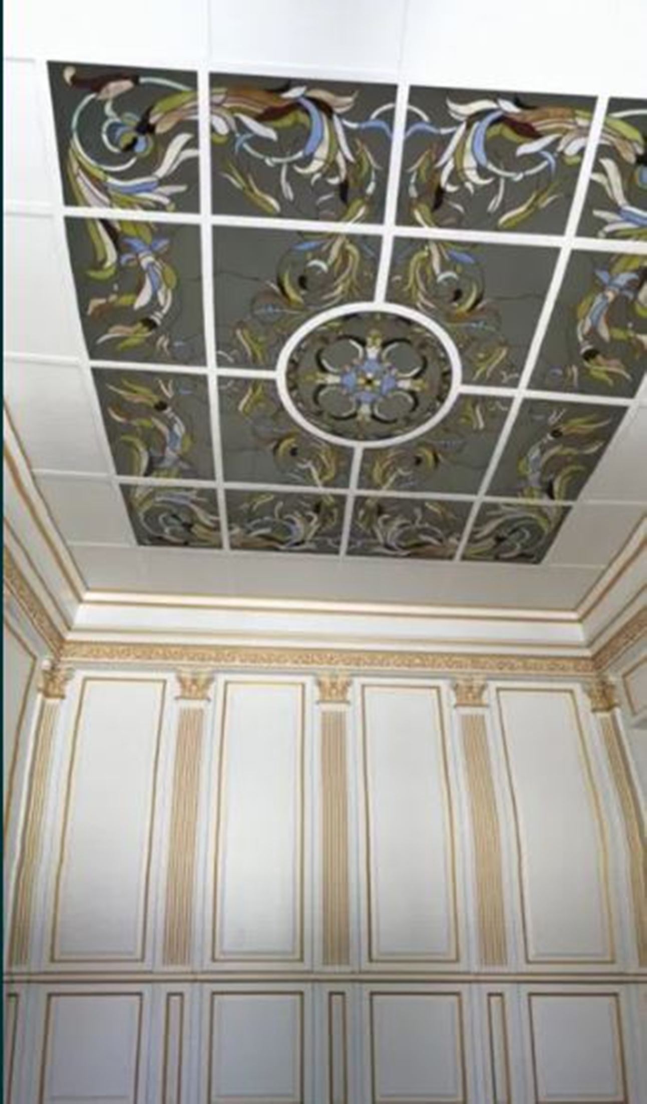 Дом на ул. Южная, 700 м², 1 185 000$ — FAKTOR