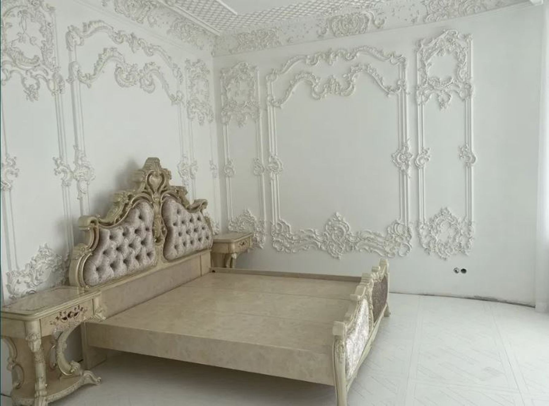 Дом на ул. Южная, 700 м², 1 185 000$ — FAKTOR