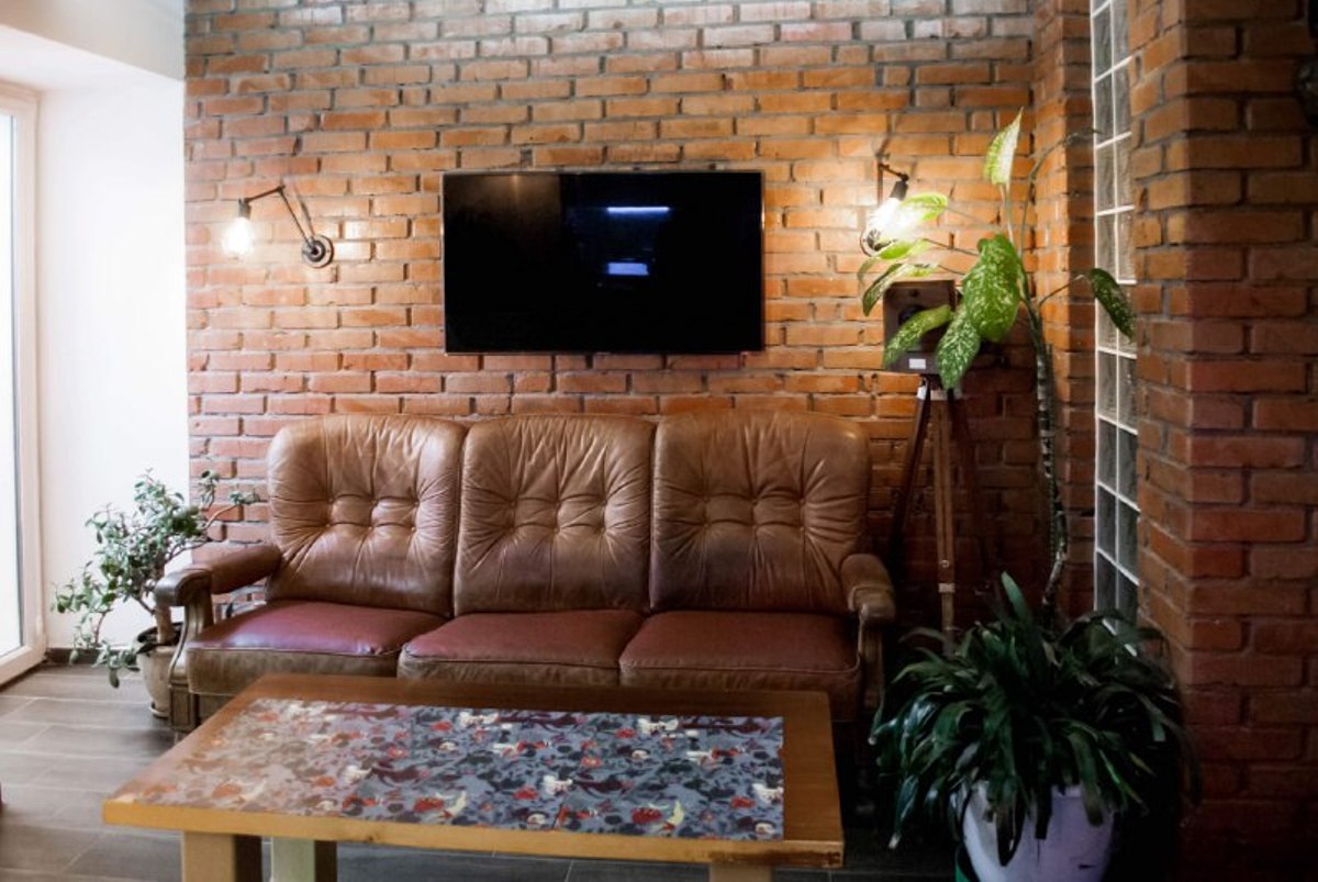 Коммерческая недвижимость на ул. Ясная, 165 м², 120 000$ — FAKTOR