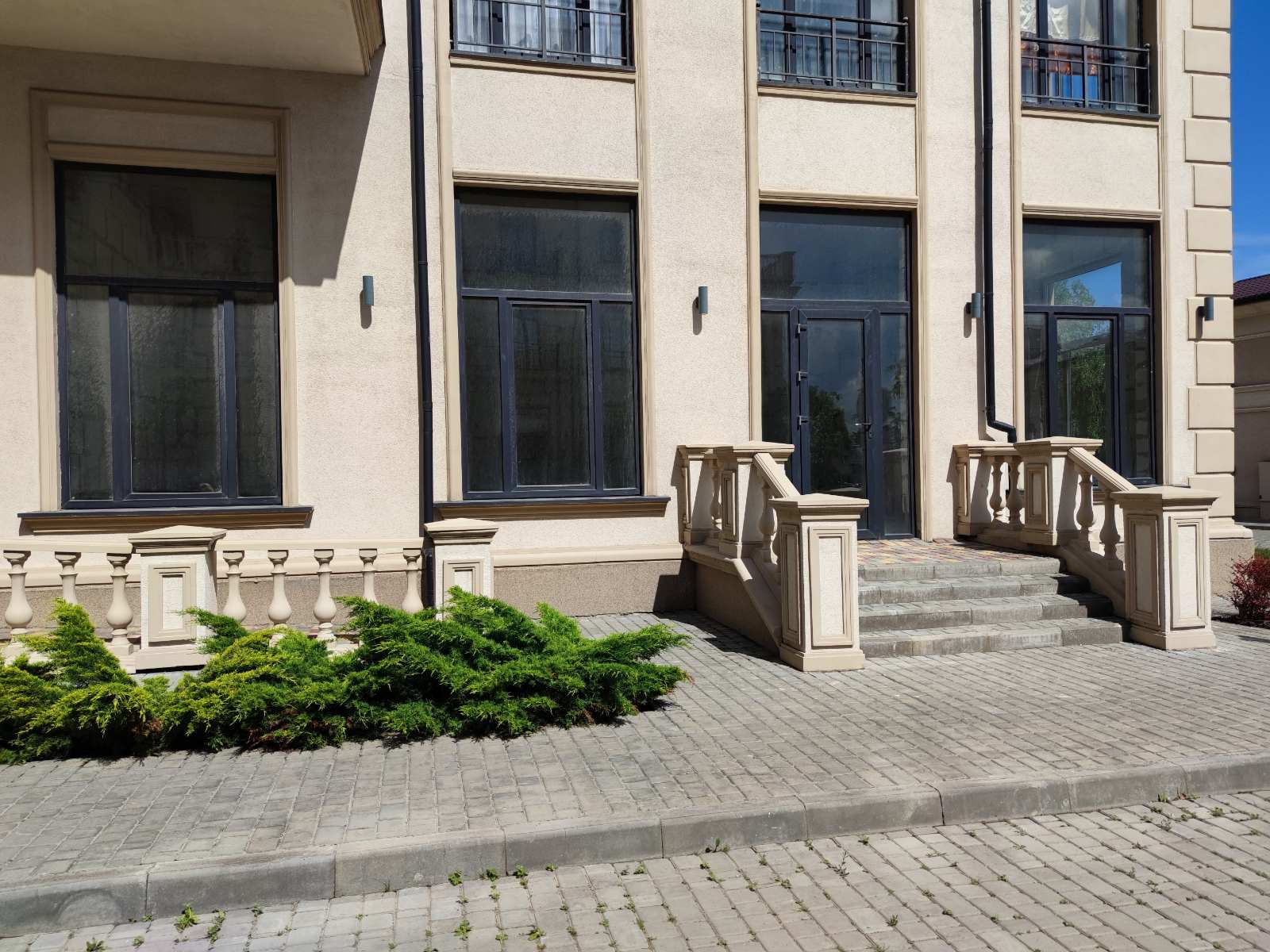 Коммерческая недвижимость на ул. Греческая (область), 86 м², 82 000$ — FAKTOR