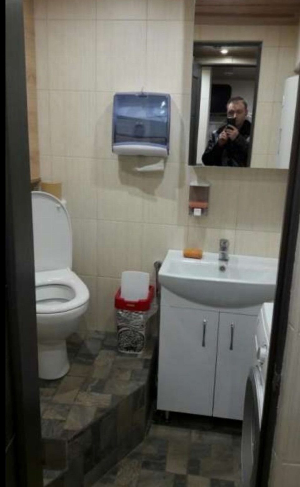 Коммерческая недвижимость на ул. Колонтаевская, 60 м², 75 000$ — FAKTOR