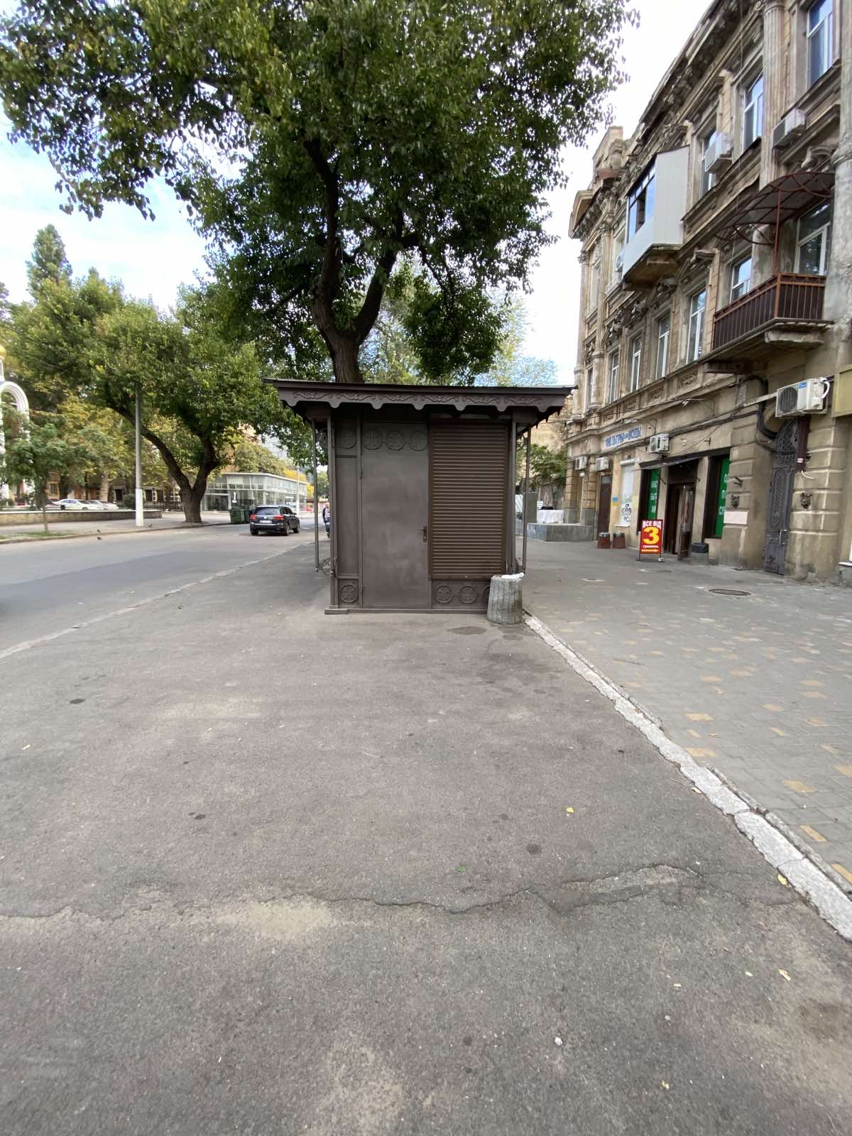 Комерційна нерухомість на вул. Александровский проспект, 10 м², 11 000$ — FAKTOR