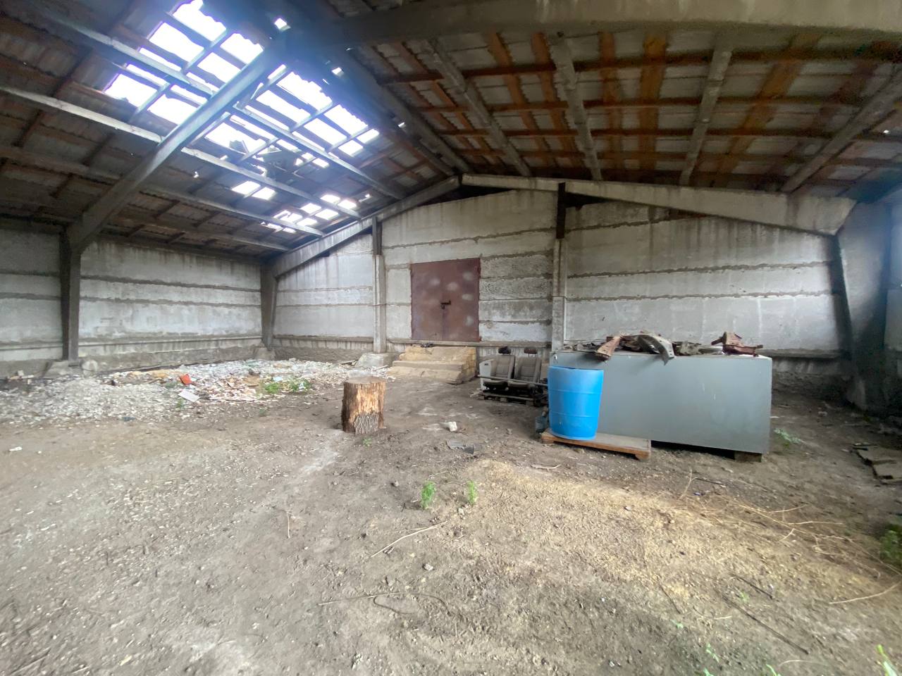 Коммерческая недвижимость на ул. Николая Михновского, 4000 м², 750 000$ — FAKTOR
