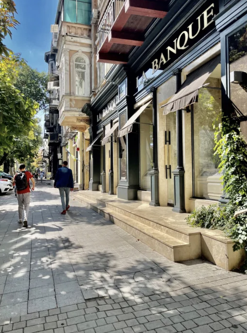 Комерційна нерухомість на вул. Екатерининская, 220 м², 1 100 000$ — FAKTOR