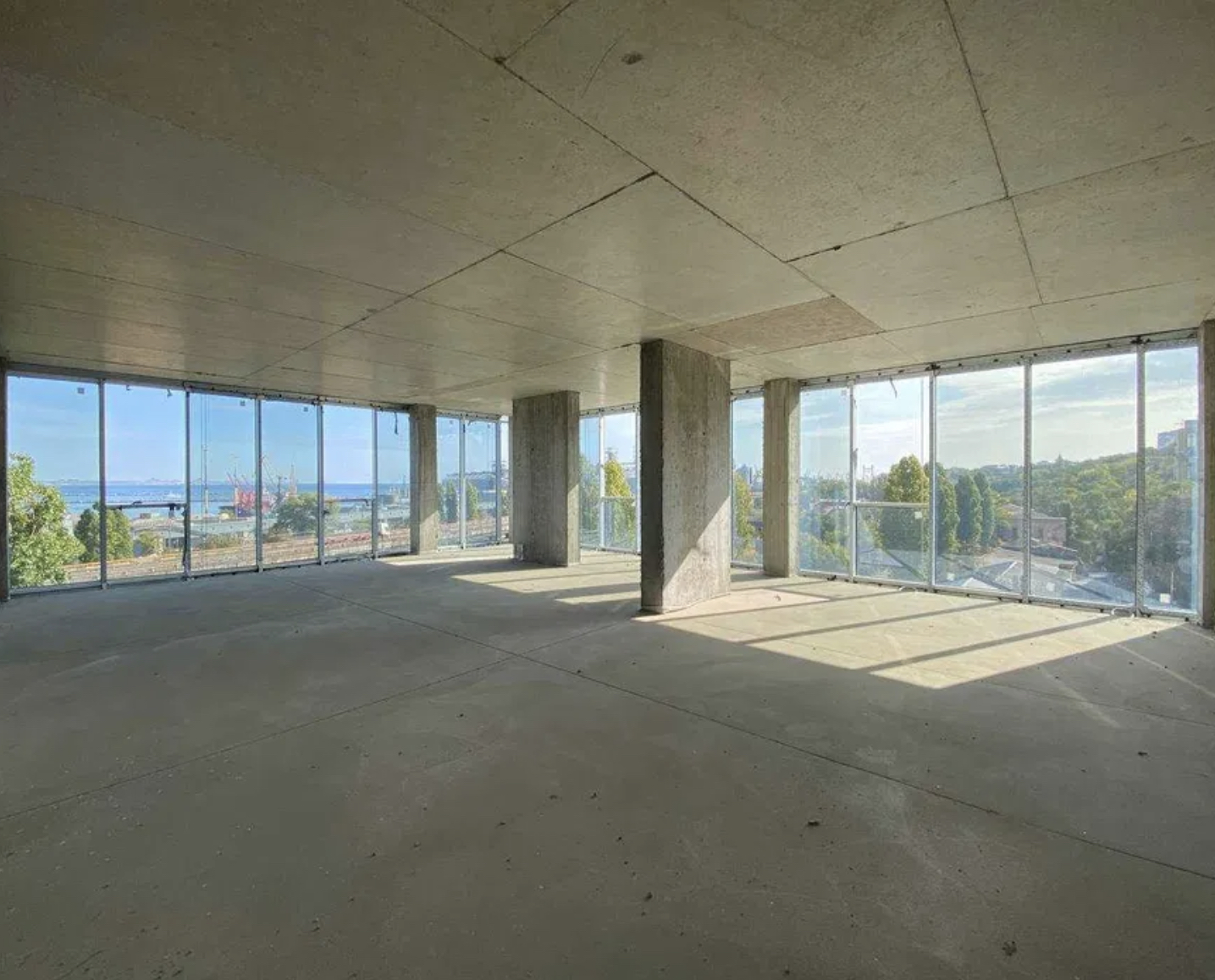 Коммерческая недвижимость на ул. Приморская (Приморский), 95 м², 95 000$ — FAKTOR