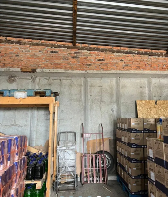 Комерційна нерухомість на вул. Базовая, 16000 м², 3 700 000$ — FAKTOR