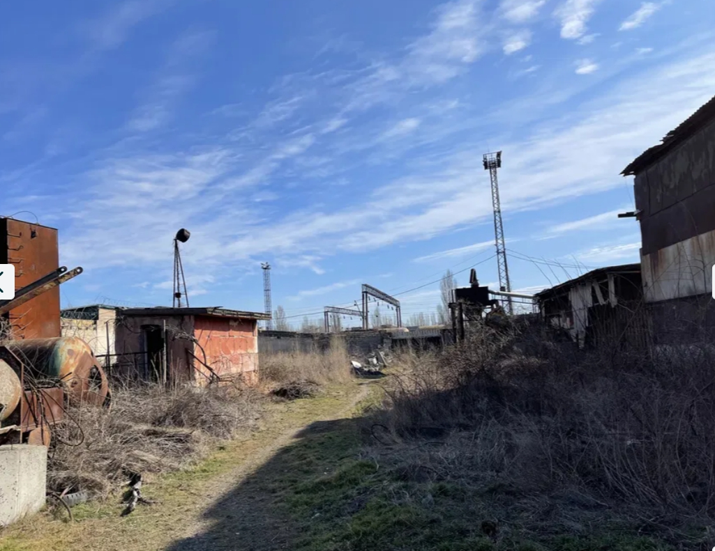 Коммерческая недвижимость на ул. Атамана Чепиги, 2000 м², 660 000$ — FAKTOR