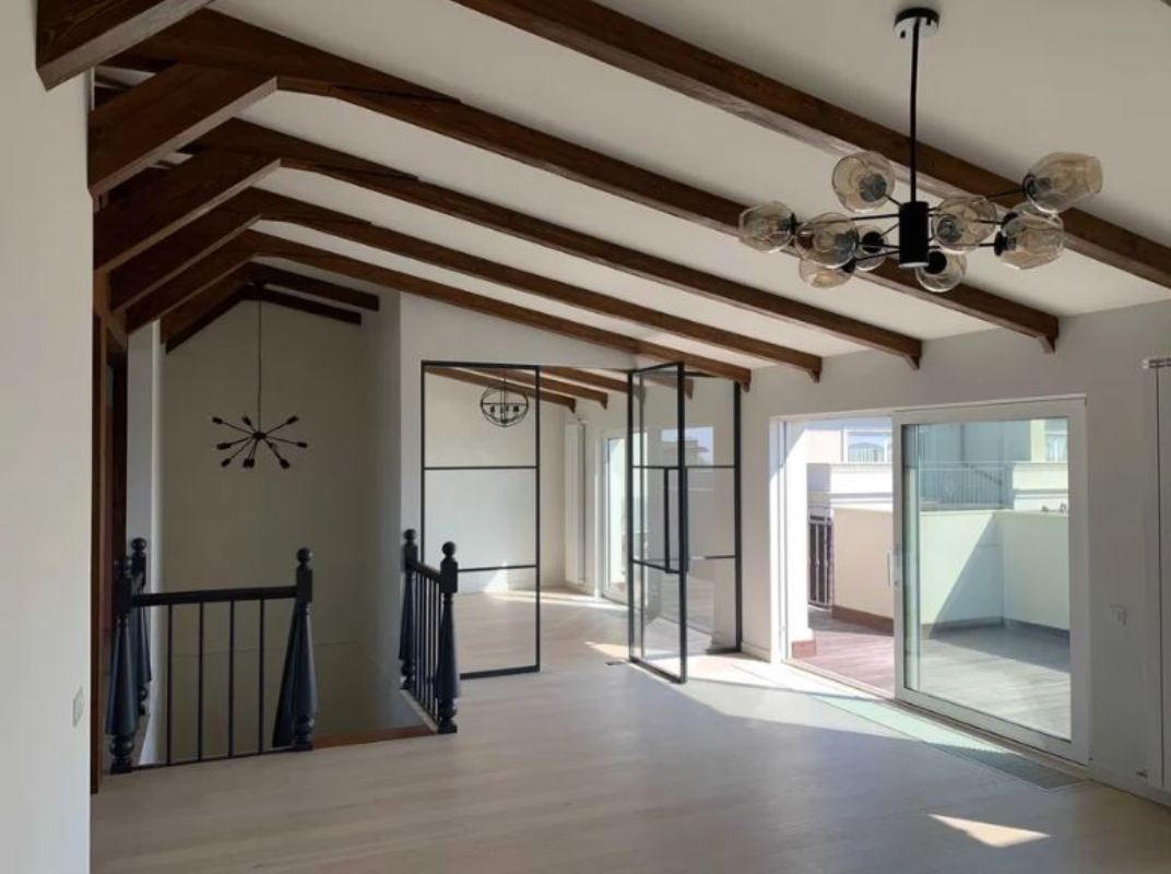 Квартира на ул. Майский пер, 225 м², 525 000$ — FAKTOR