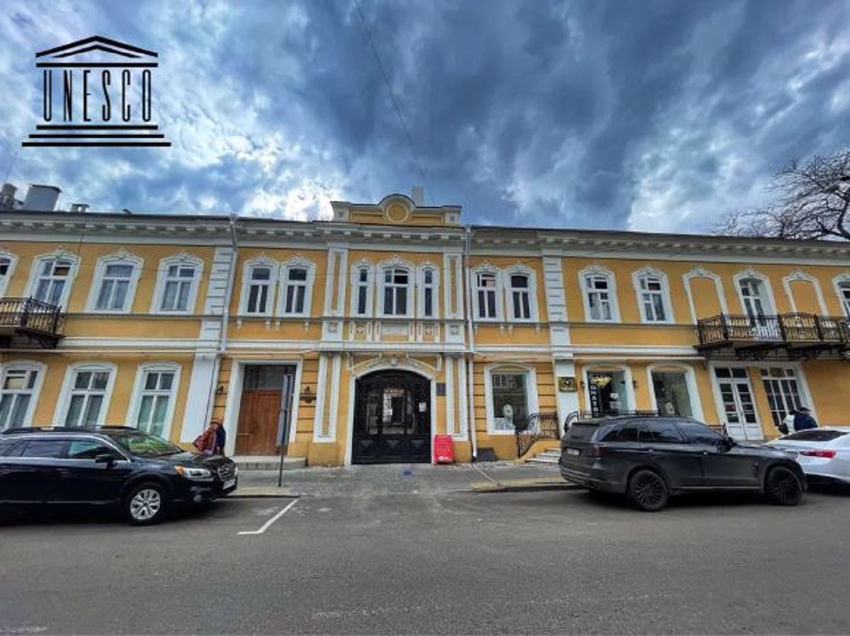 Коммерческая недвижимость на ул. Ланжероновская, 1136 м², 2 200 000$ — FAKTOR