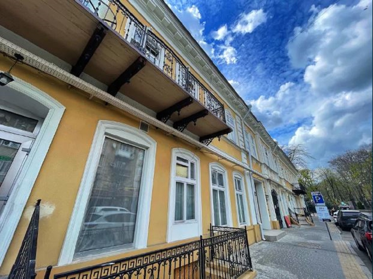 Коммерческая недвижимость на ул. Ланжероновская, 1136 м², 2 200 000$ — FAKTOR