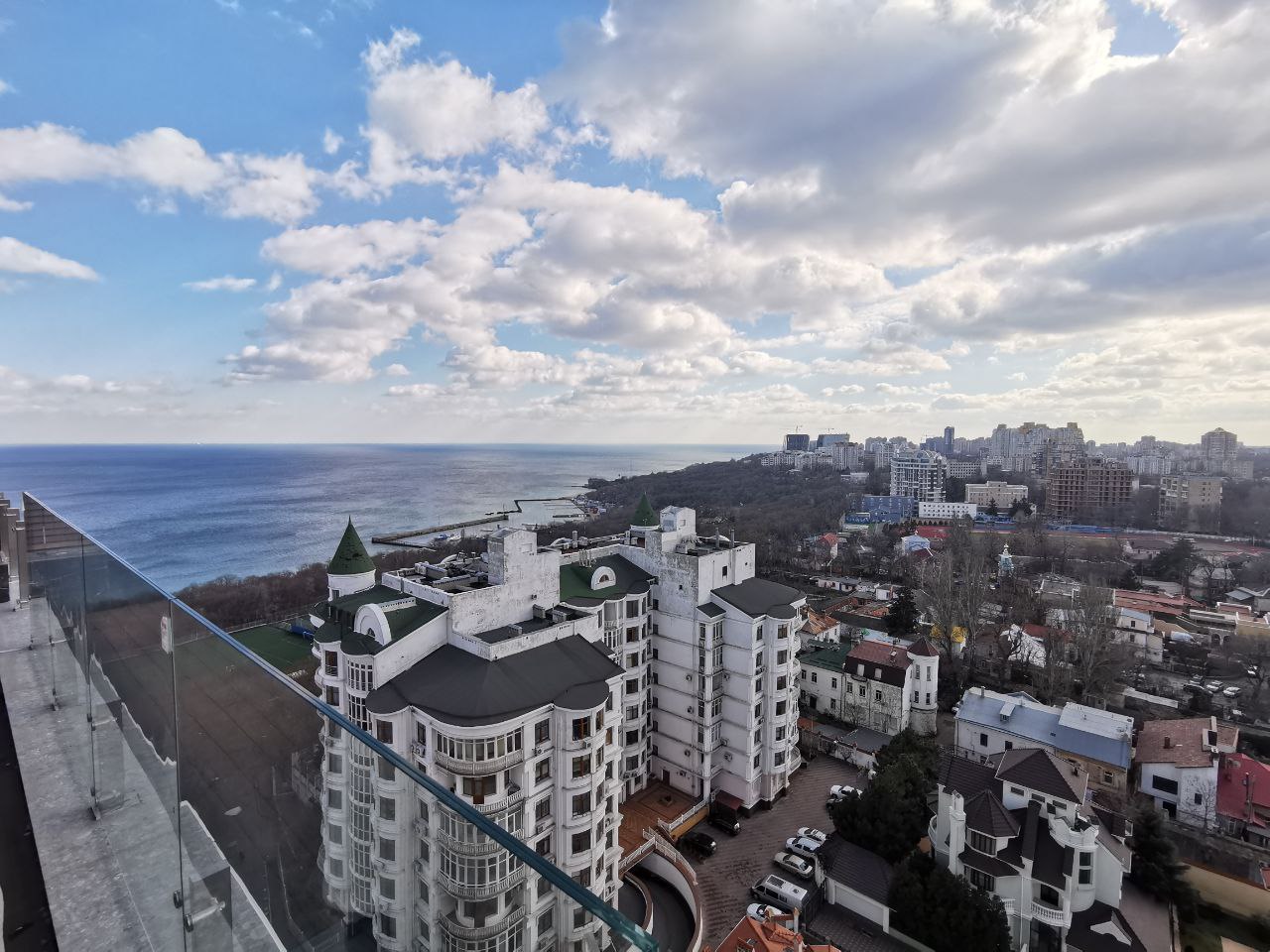 Квартира на ул. Морская, 323 м², 900 000$ — FAKTOR