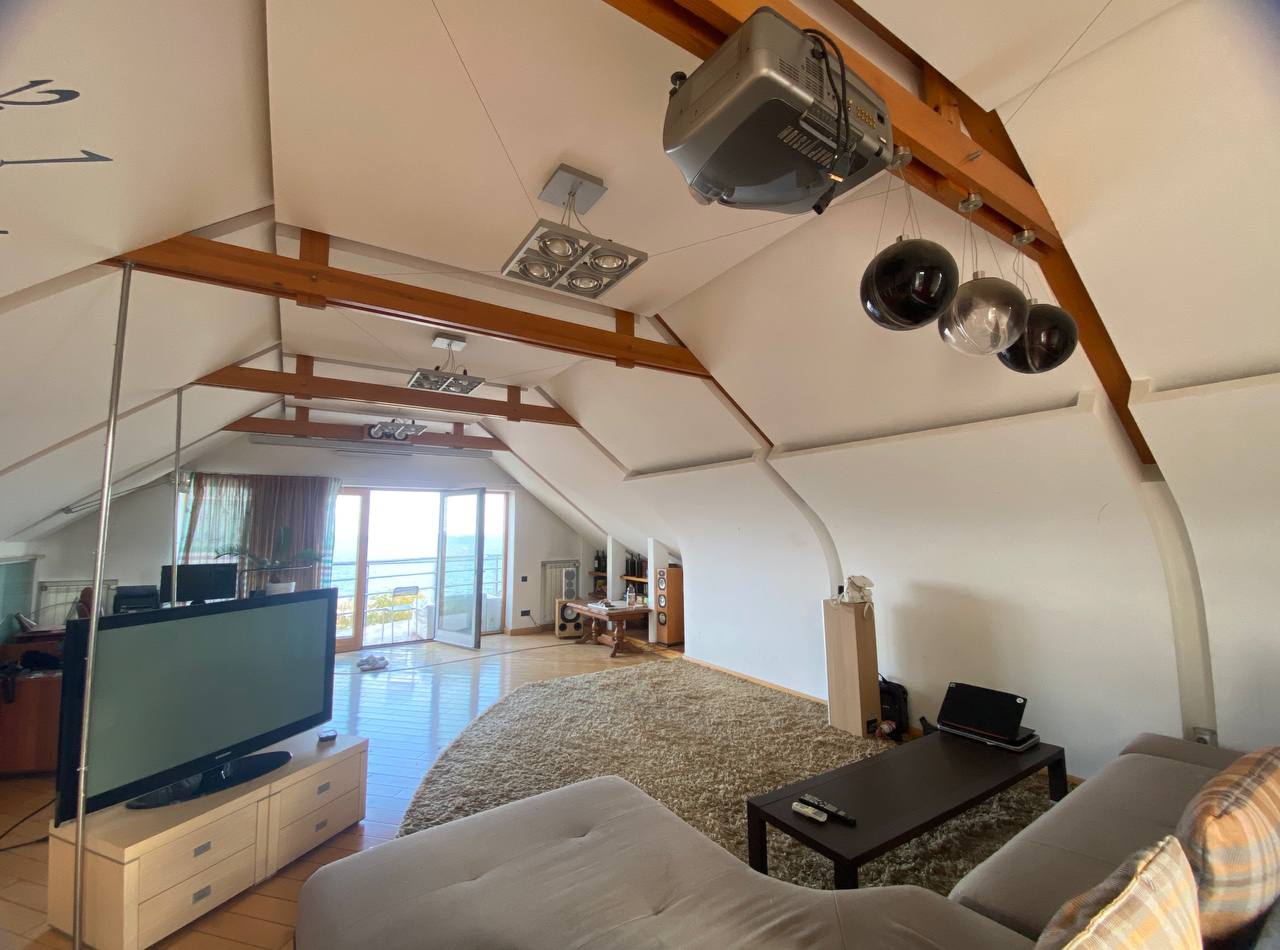 Будинок на вул. Фонтанская дорога (Киевский), 263 м², 500 000$ — FAKTOR