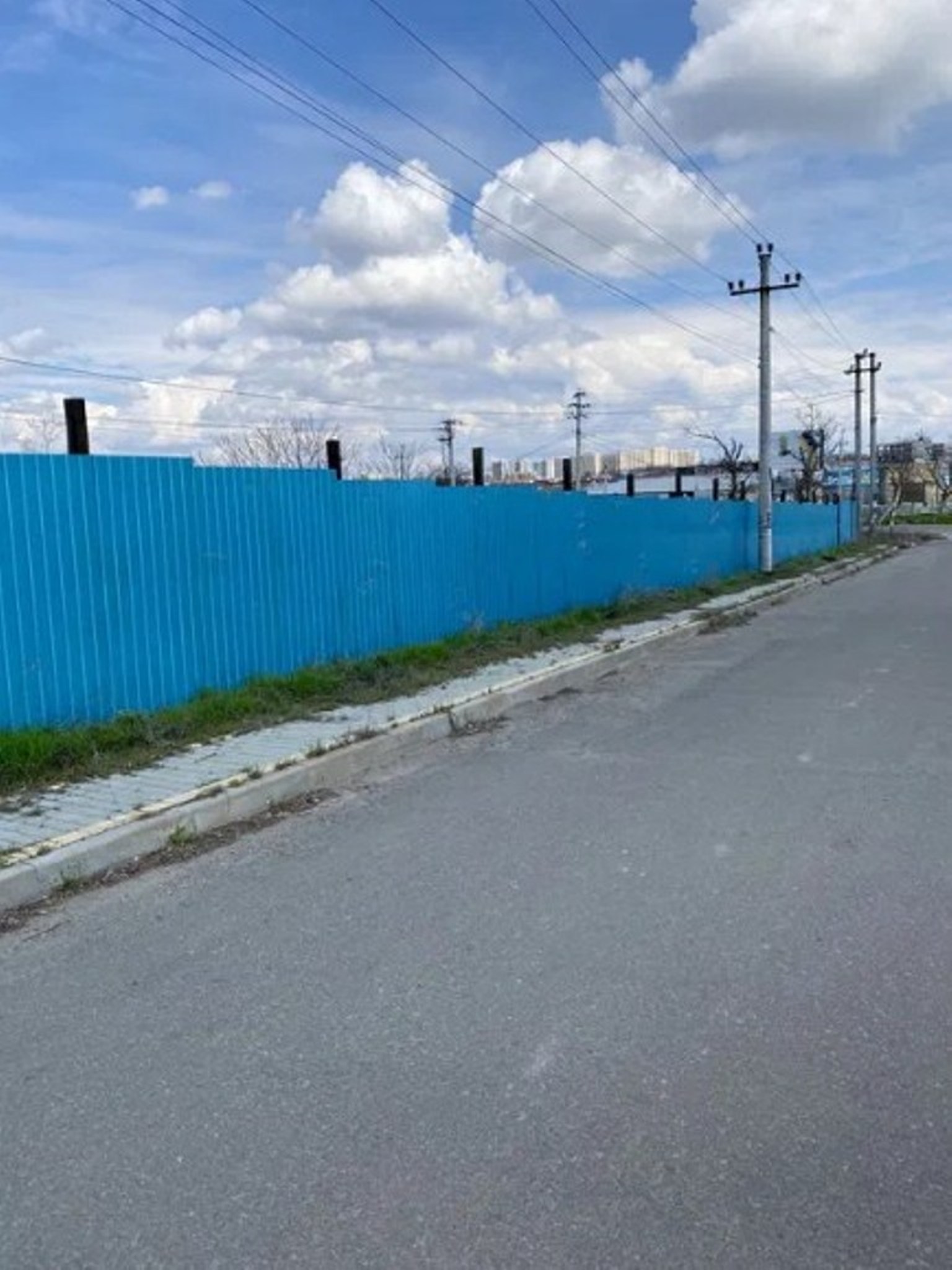 Коммерческая недвижимость на ул. Массив 21, 210 000$ — FAKTOR