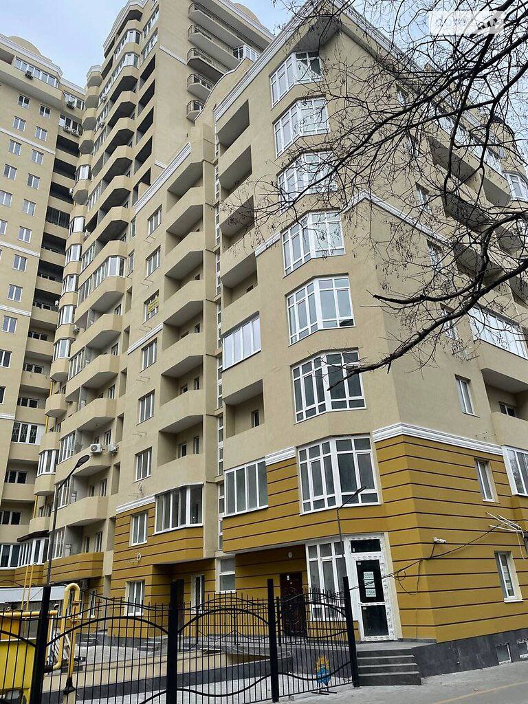 Комерційна нерухомість на вул. Солнечная, 32 м², 18 000$ — FAKTOR