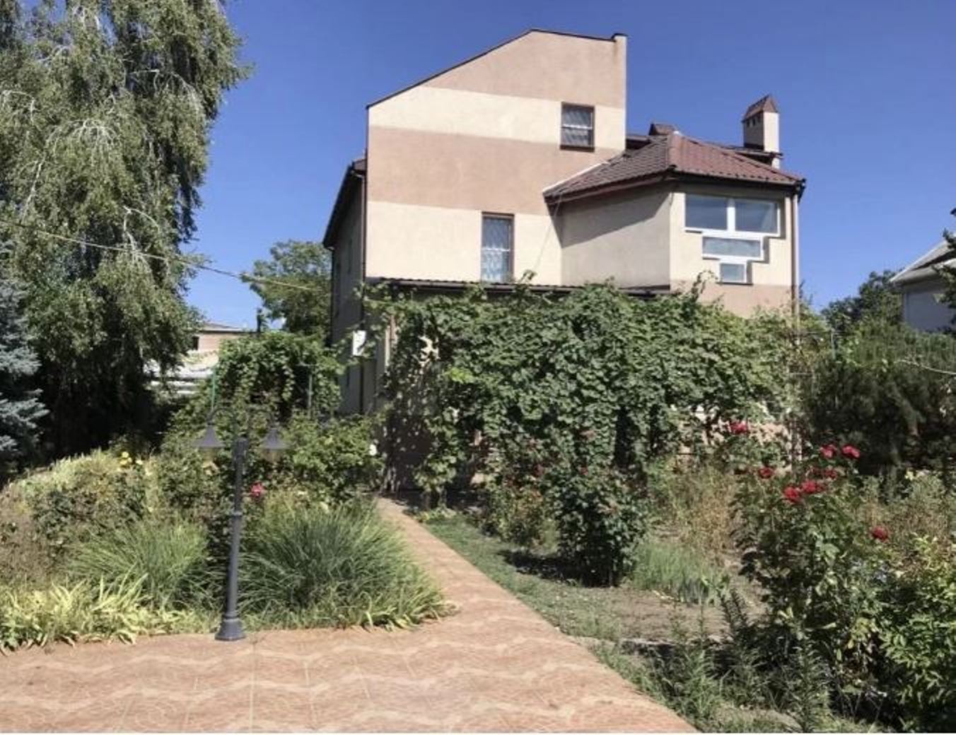 Будинок на вул. Новая, 365 м², 400 000$ — FAKTOR