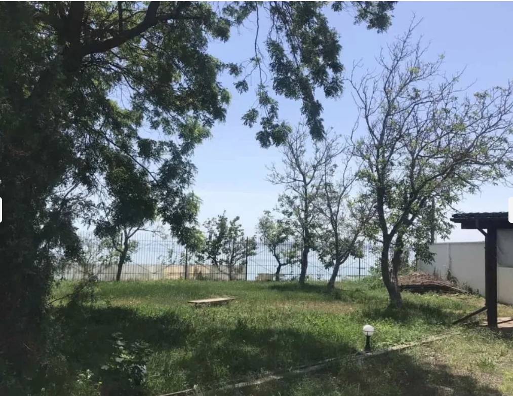 Дом на ул. Гагарина, 300 м², 860 000$ — FAKTOR