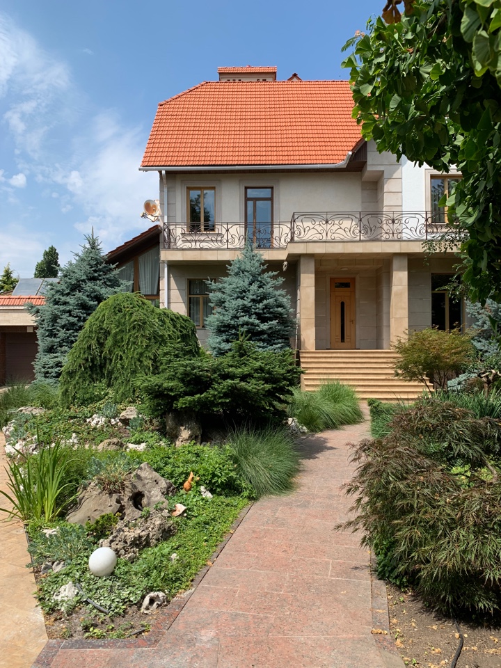 Будинок на вул. Фонтанская дорога (Киевский), 630 м², 2 000 000$ — FAKTOR