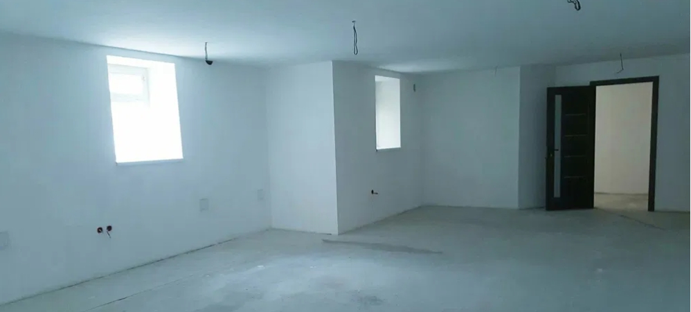 Коммерческая недвижимость на ул. Сегедская, 220 м², 129 000$ — FAKTOR
