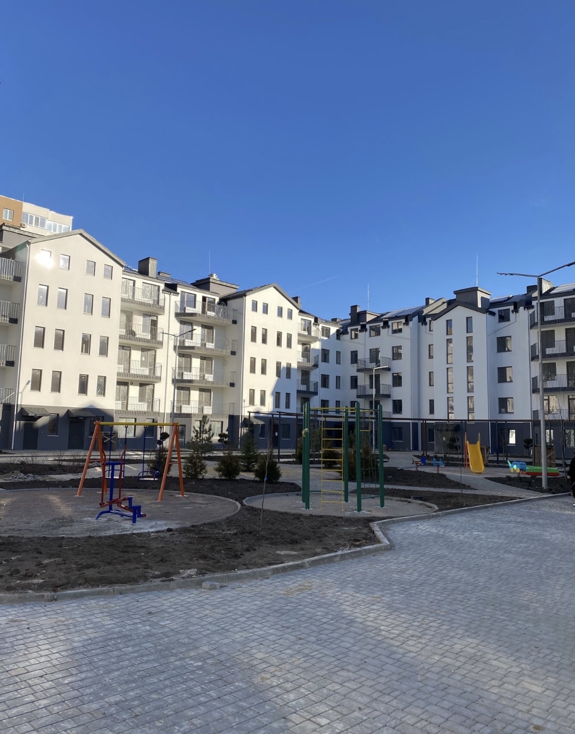 Квартира на ул. Сахарова Академика, 35 м², 30 000$ — FAKTOR