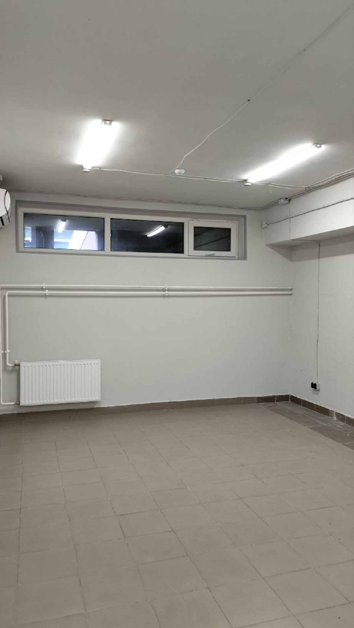 Коммерческая недвижимость на ул. Литературная, 128 м², 128 000$ — FAKTOR