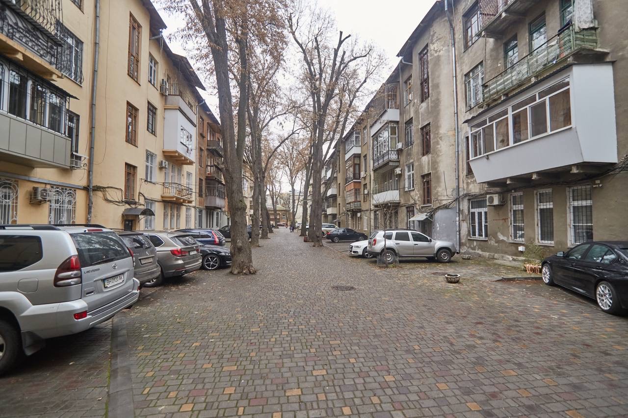 Квартира на ул. Семинарская, 205 м², 495 000$ — FAKTOR
